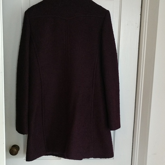 Coat - Picture 3 of 6